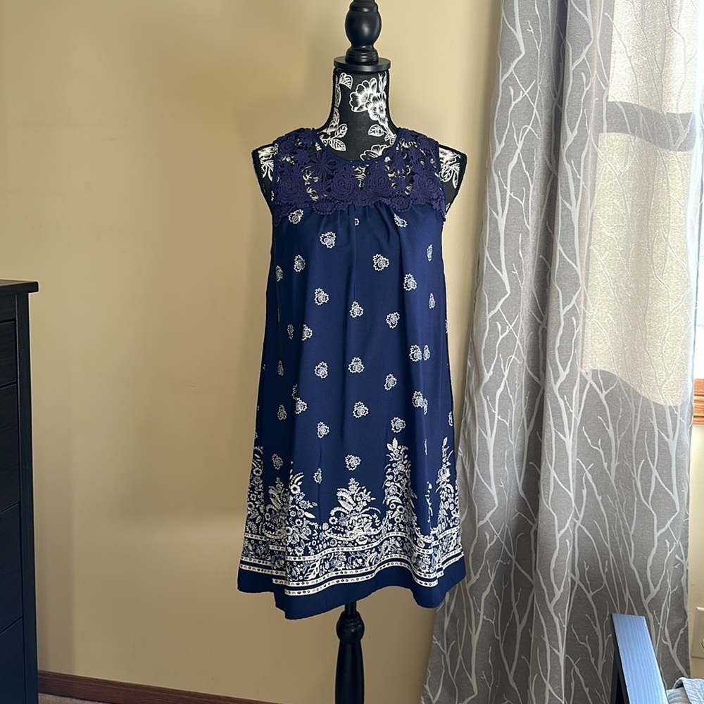 Altar’d State S dress